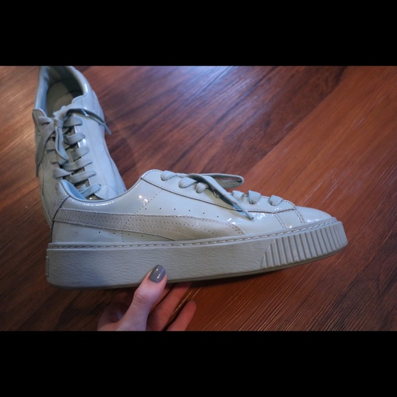Puma Basket Platform Patent Sneakers (Size 9.5) - Picture 6 of 6